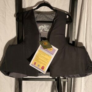 Bass Pro Shops Black Swim Vest/Life Jacket